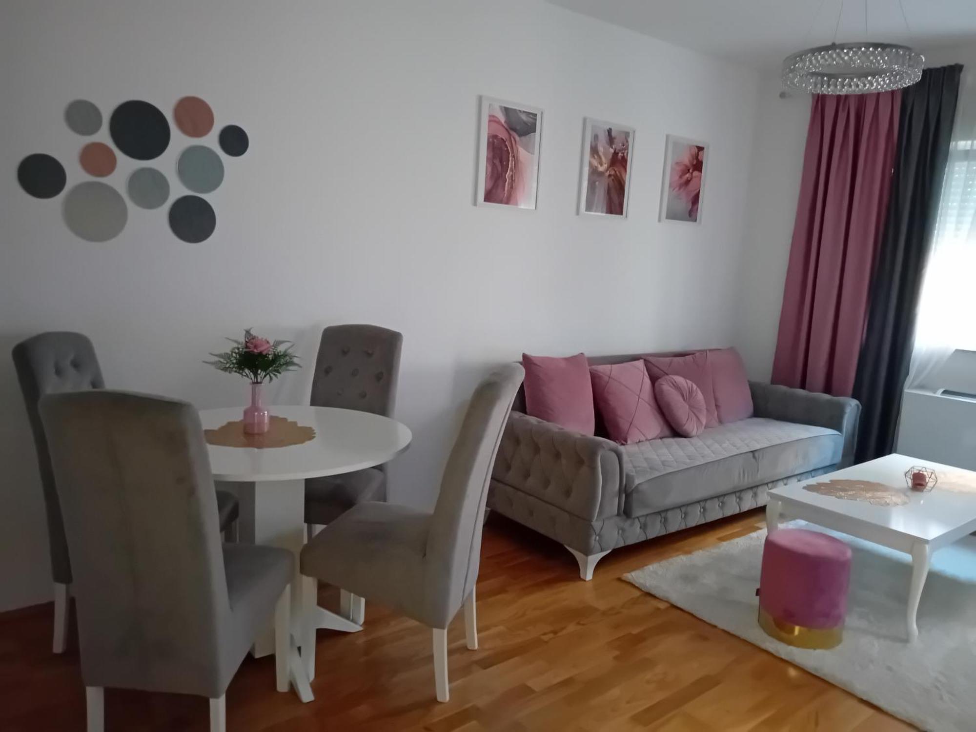 Skyline Apartment Bijeljina Exteriér fotografie